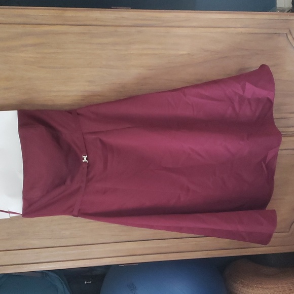 Michelangelo, size 14, ruby red, semi formal - Picture 3 of 4